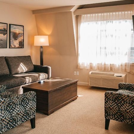 Sundial Hotel Whistler Kültér fotó