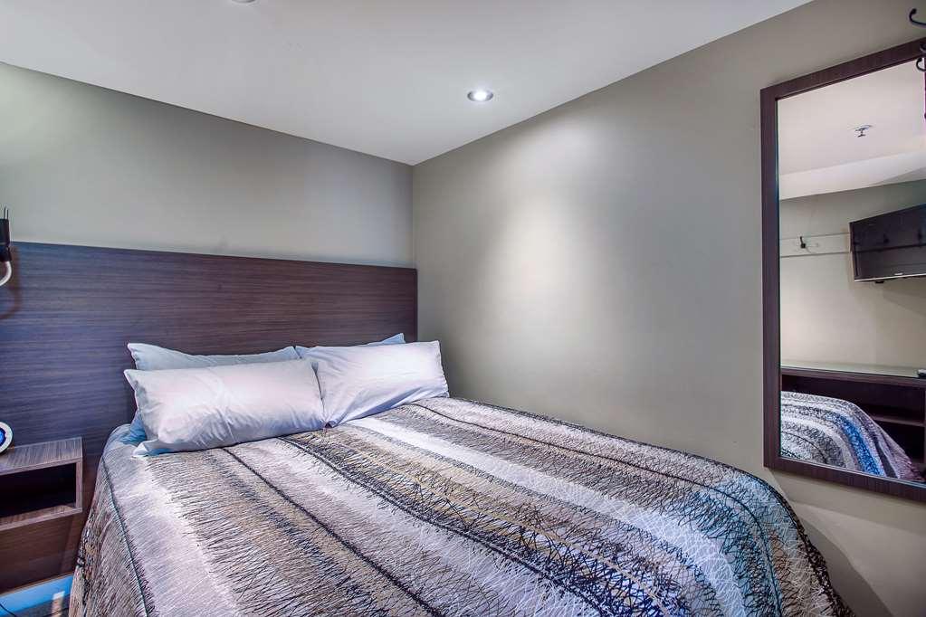 Sundial Hotel Whistler Szoba fotó
