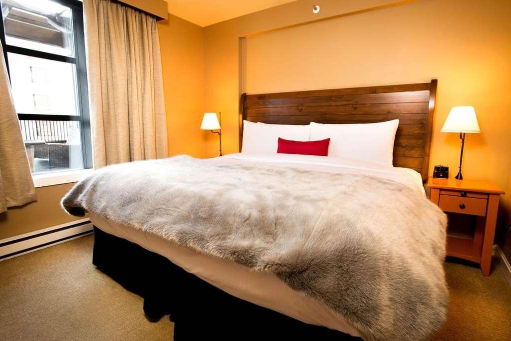 Sundial Hotel Whistler Szoba fotó