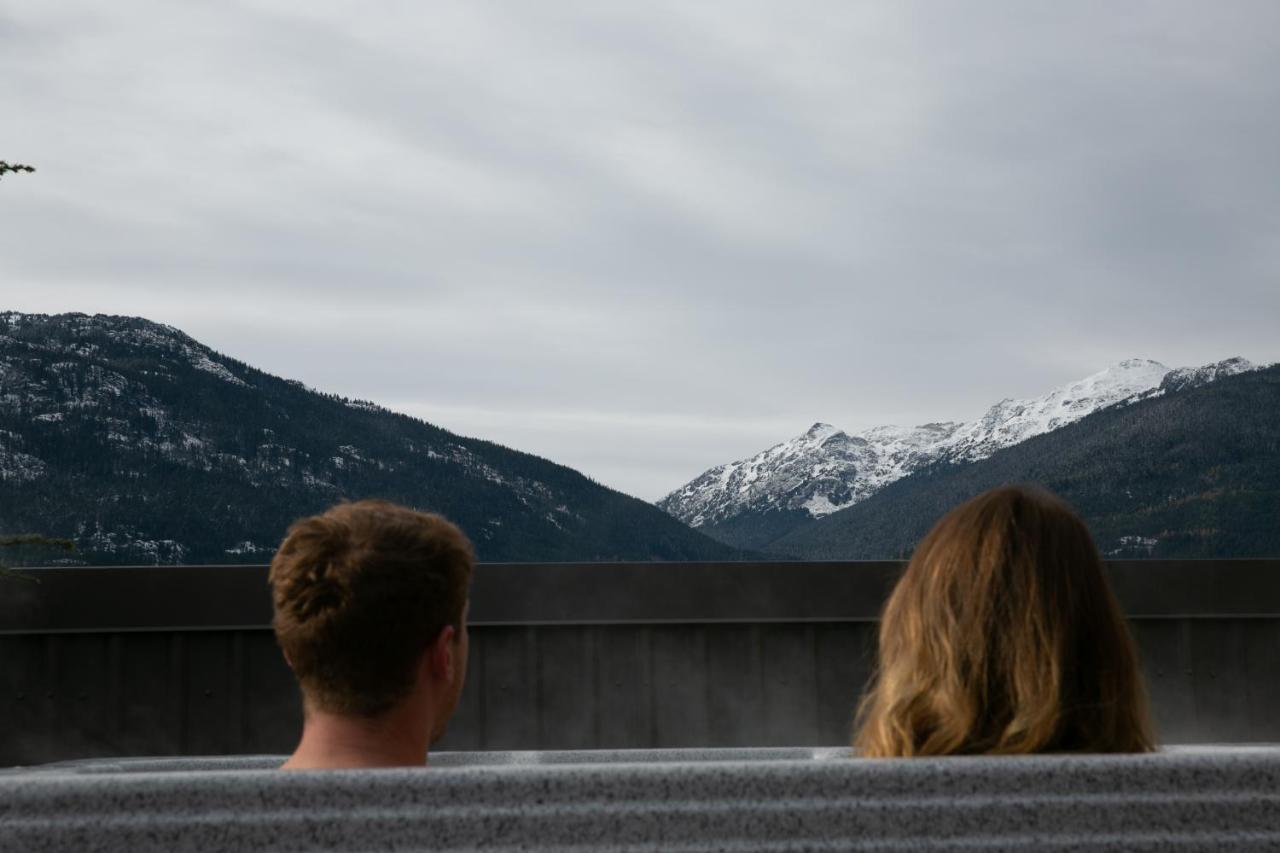 Sundial Hotel Whistler Kültér fotó