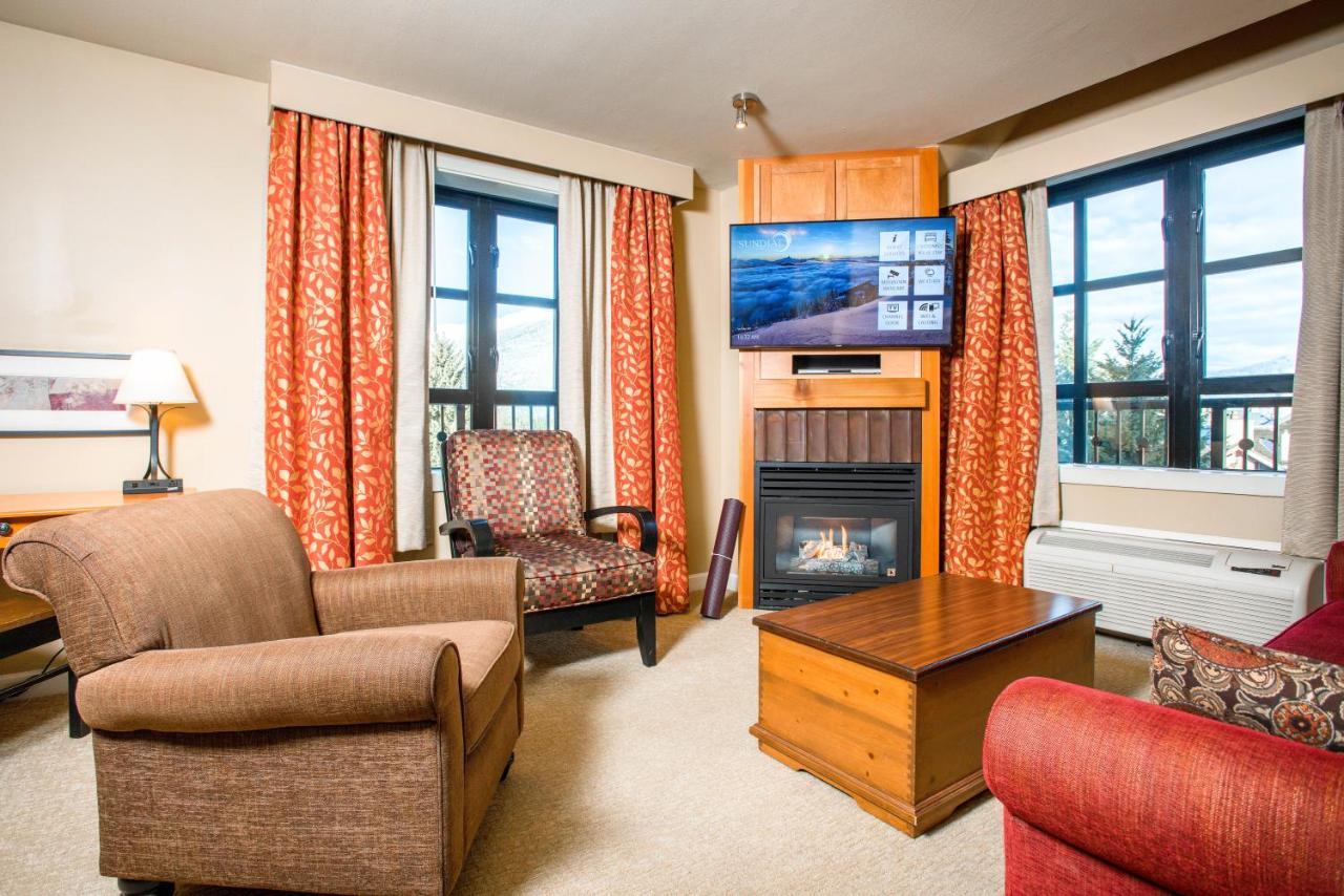 Sundial Hotel Whistler Kültér fotó